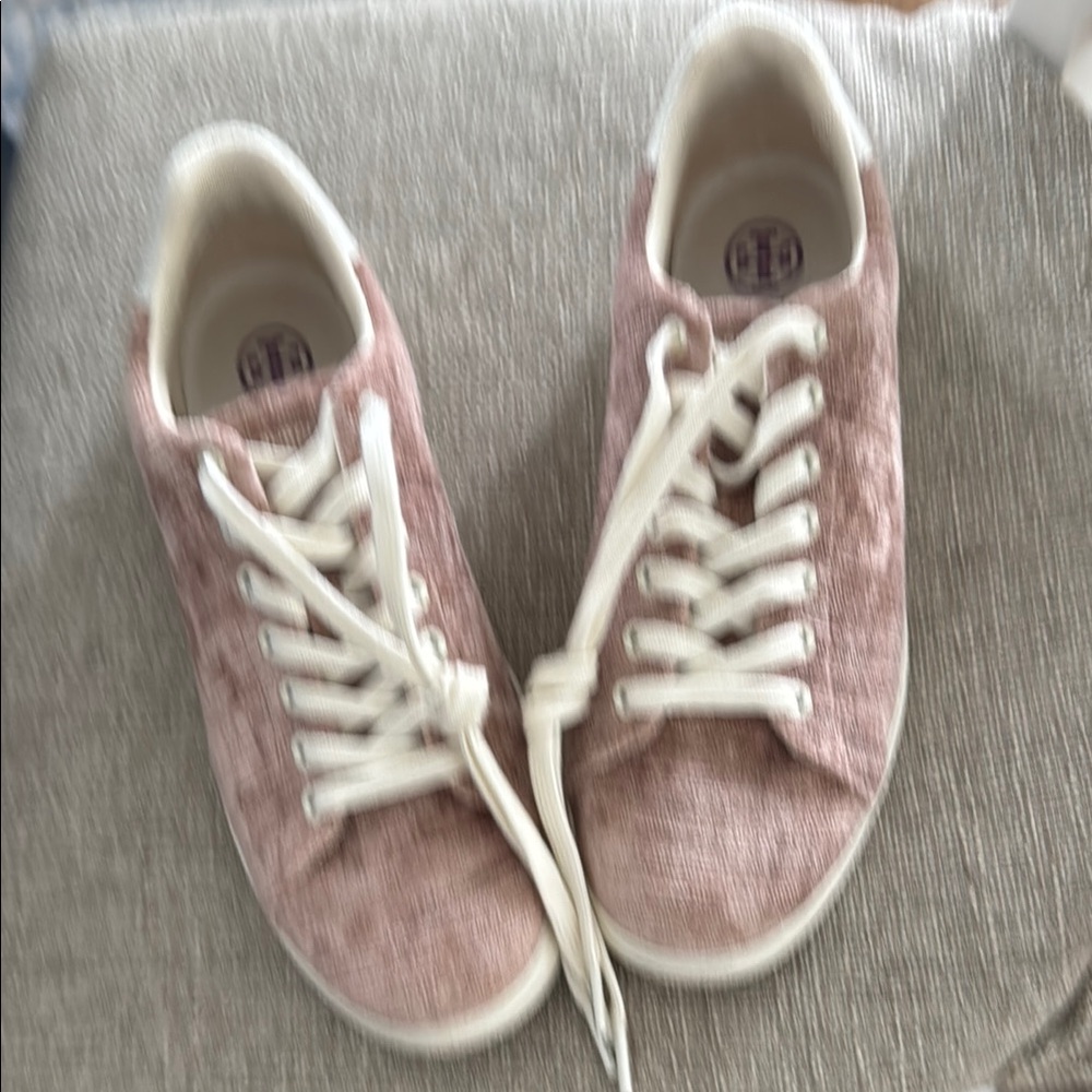 Tory Burch Howell Court Malva Pink Women's Sneakers